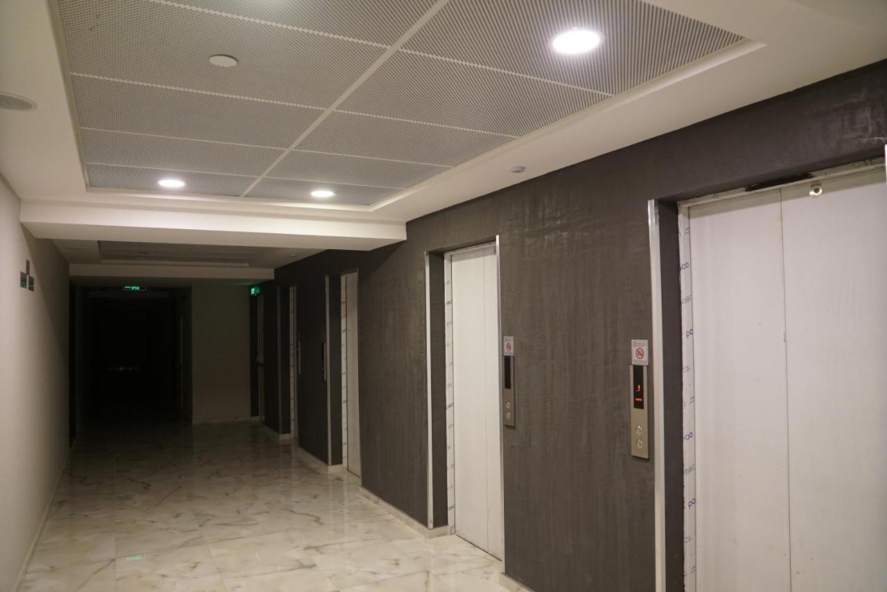 Skopje Sky City 19Th Floor Twin & 12Th Floor & 25Th & 33 Floor Apartments & With Pool & Spa & Gym & Parking Included In Price Dış mekan fotoğraf