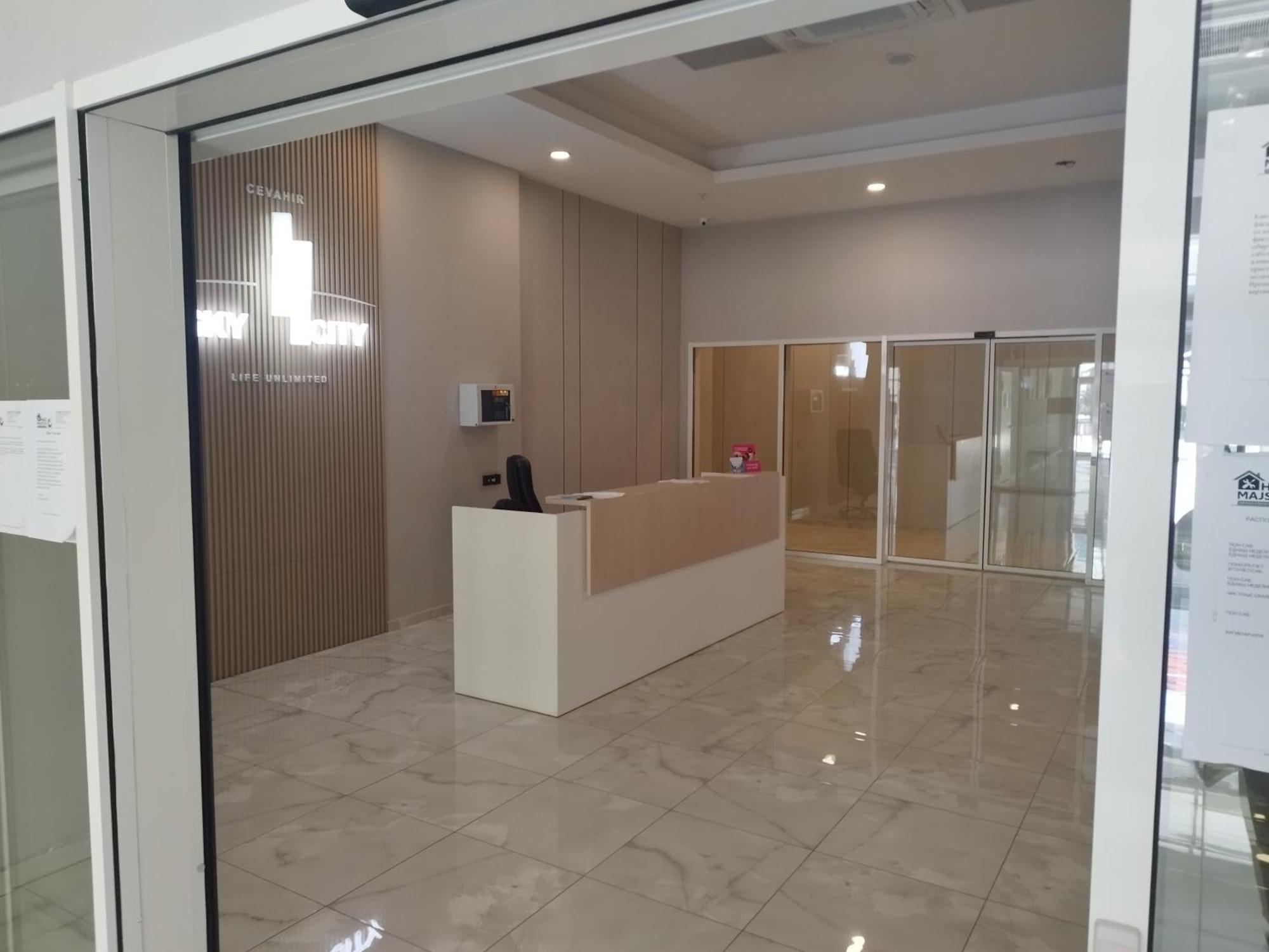 Skopje Sky City 19Th Floor Twin & 12Th Floor & 25Th & 33 Floor Apartments & With Pool & Spa & Gym & Parking Included In Price Dış mekan fotoğraf