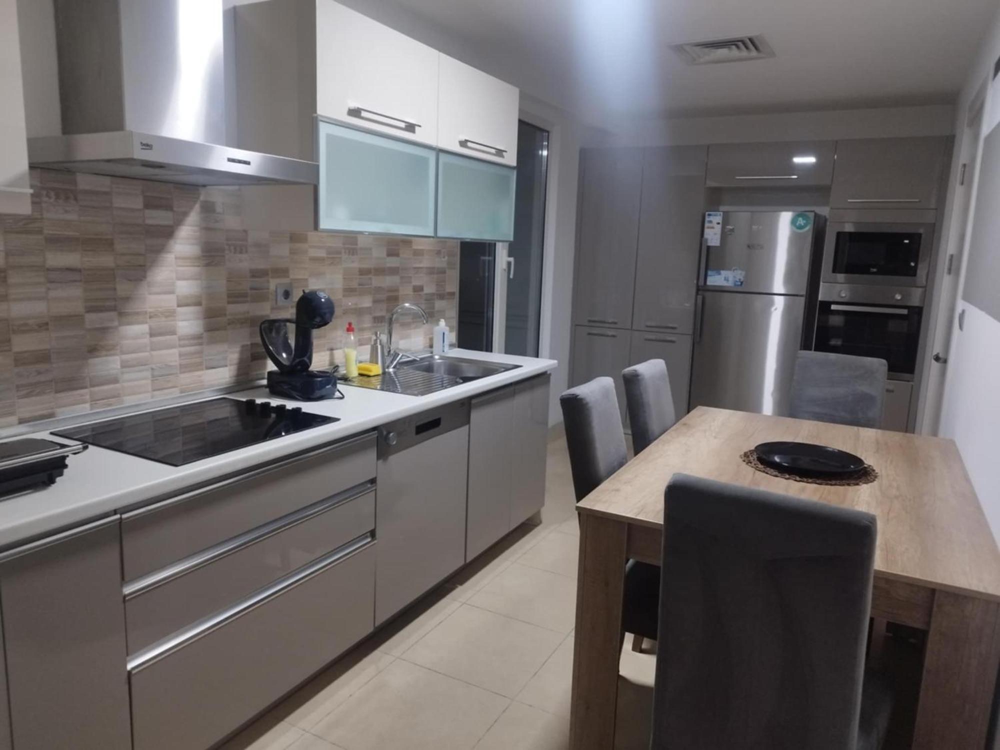 Skopje Sky City 19Th Floor Twin & 12Th Floor & 25Th & 33 Floor Apartments & With Pool & Spa & Gym & Parking Included In Price Dış mekan fotoğraf